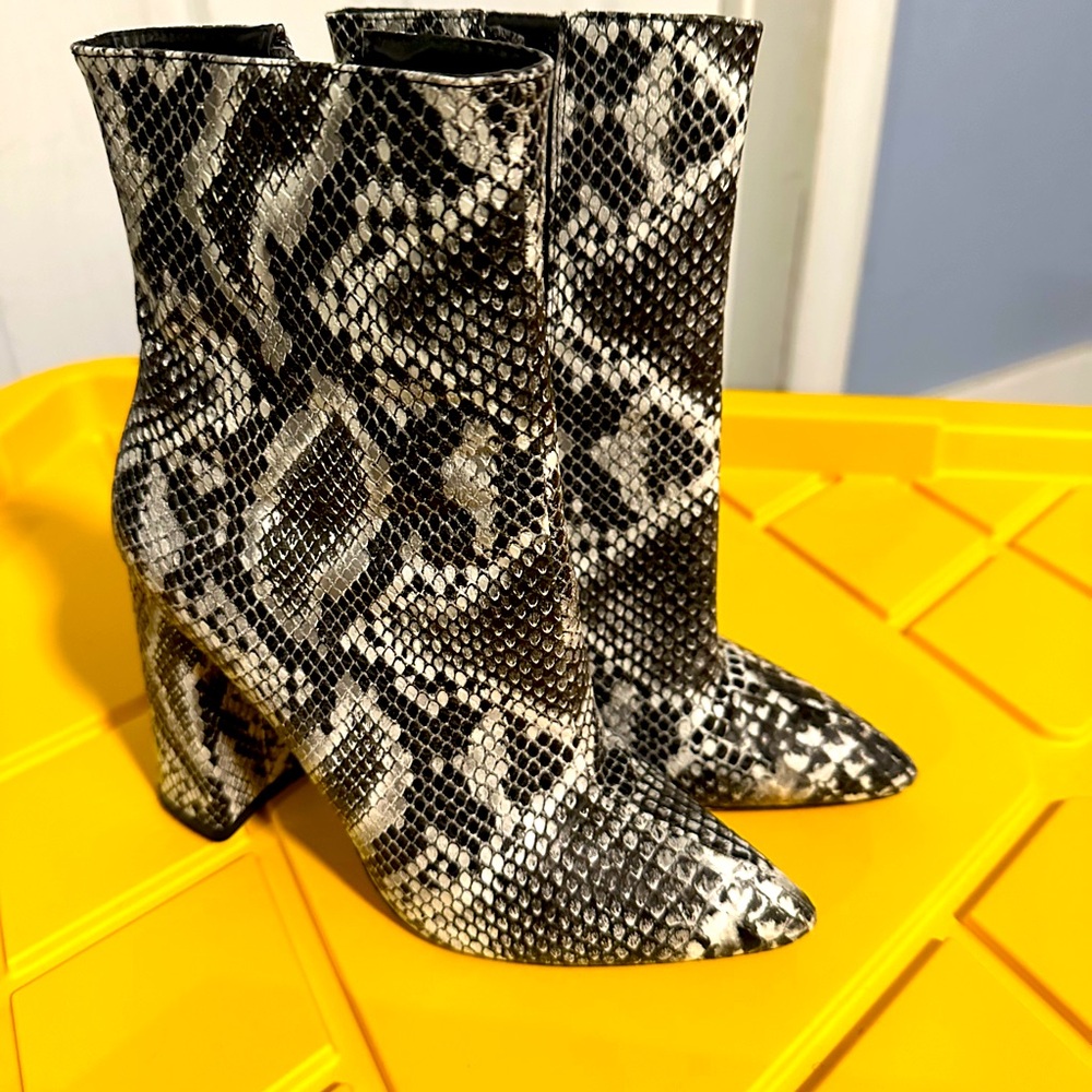 Snakeskin Patterned Ankle Boots